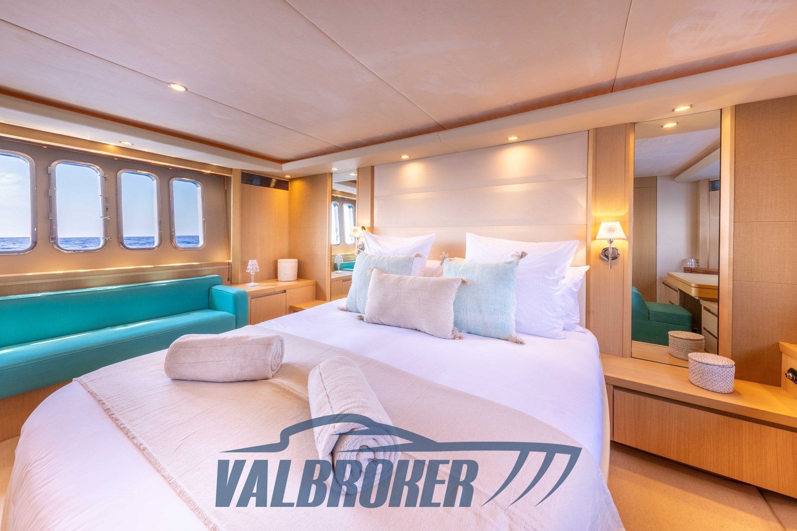 PRINCESS V70 2008  Valbroker interni (11)