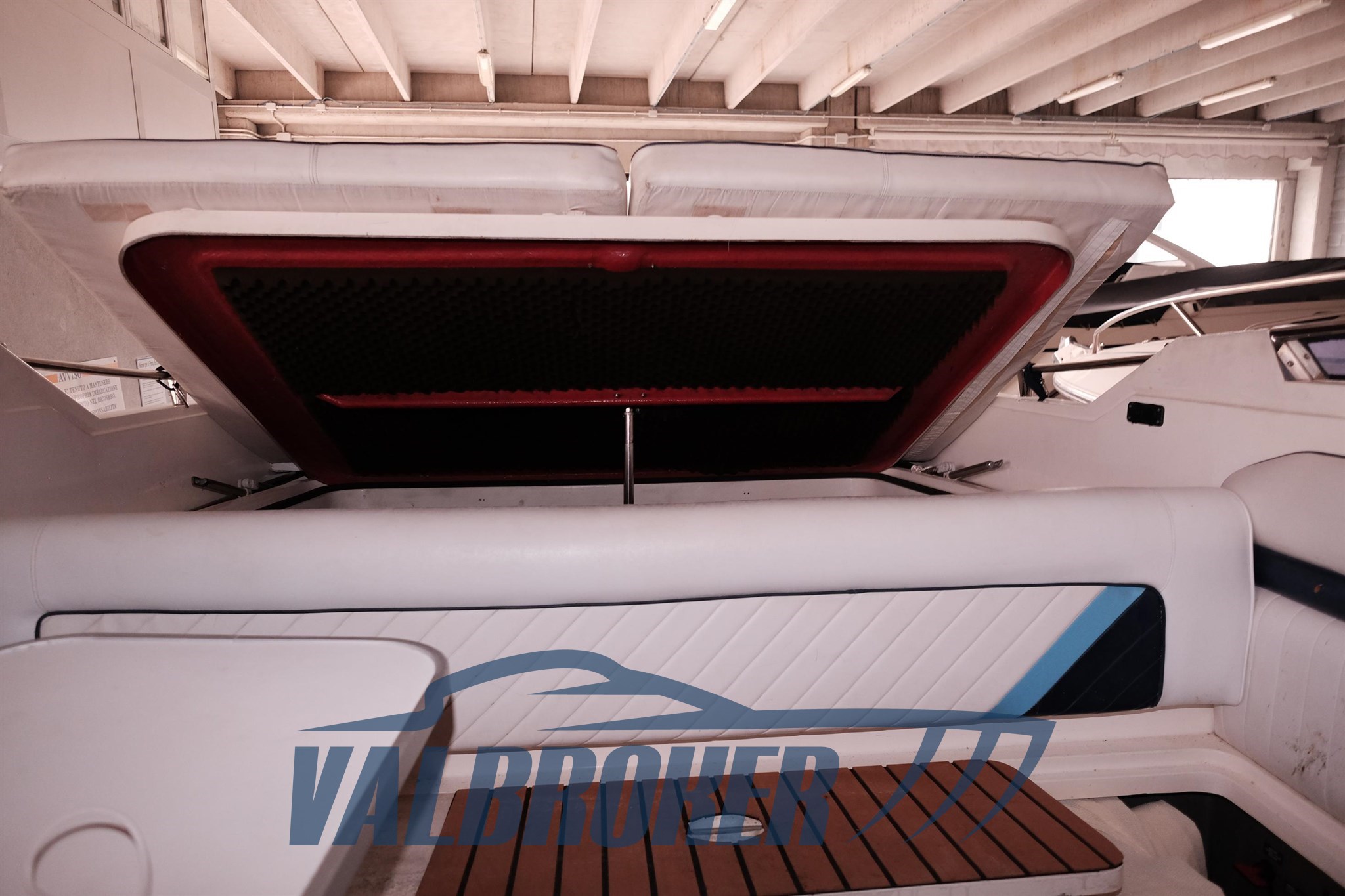 Sunseeker Mohawk 29 (7)