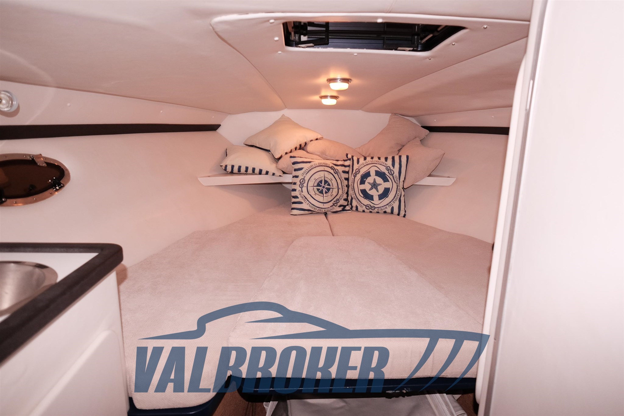 Sunseeker Mohawk 29 (24)