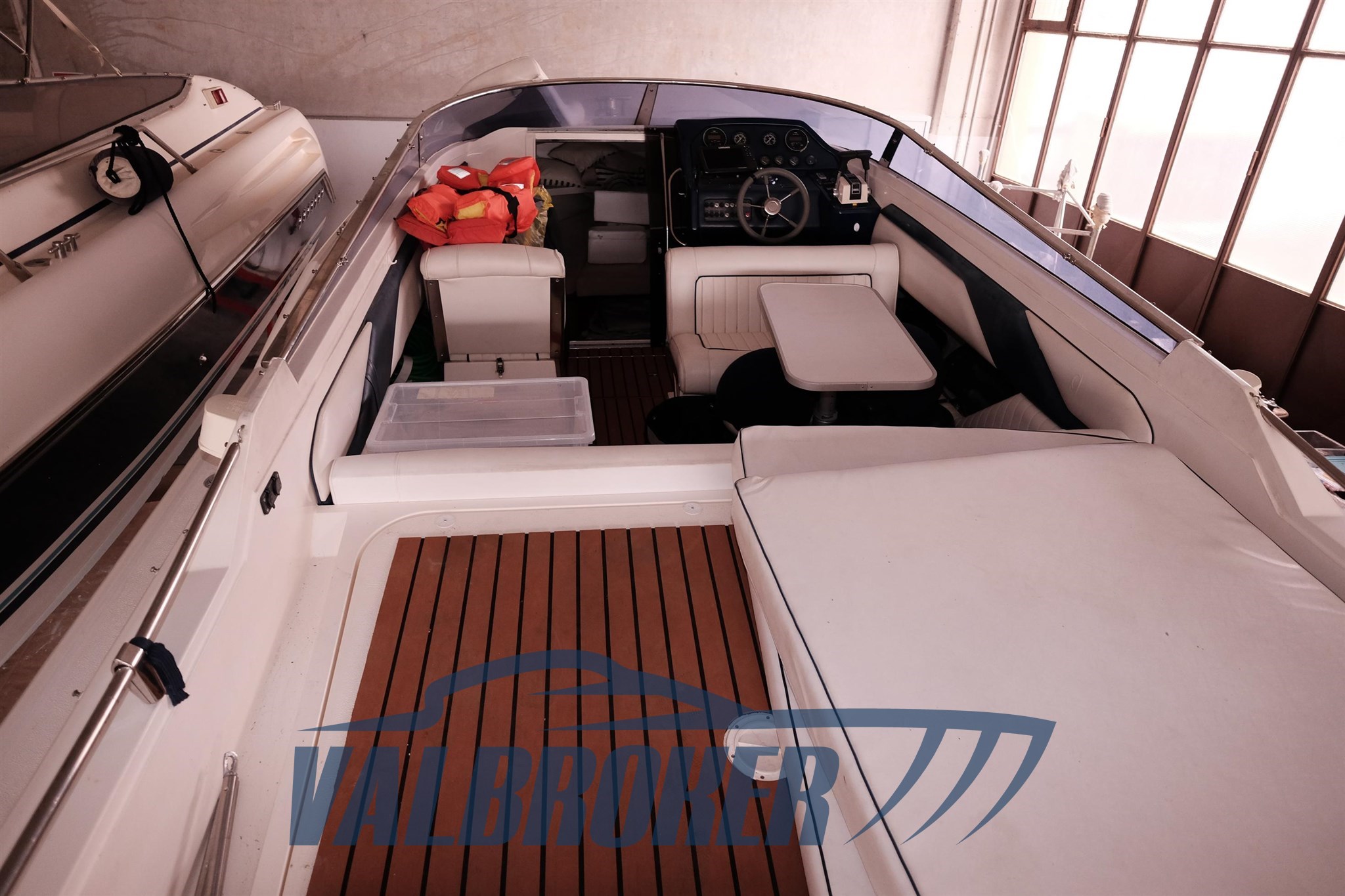 Sunseeker Mohawk 29 (60)