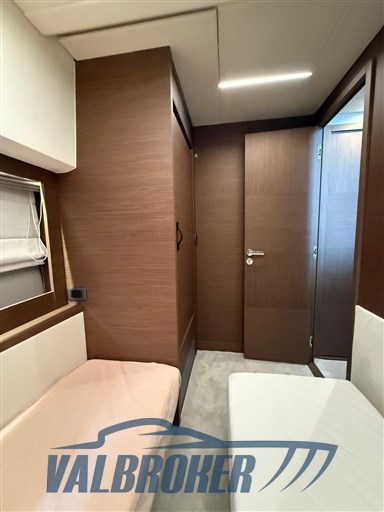 Prestige 520 2025 (24)