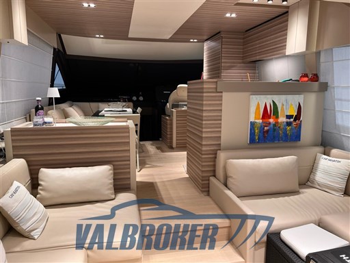 Ferretti 670 (10)