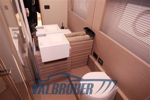 Ferretti 670 (102)