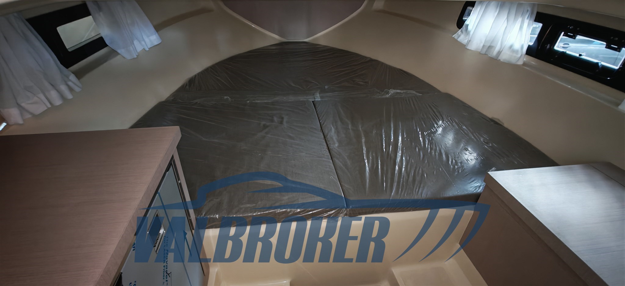 Capoforte 240 no engine (14)