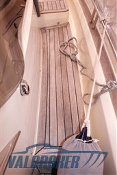 invictus 370 esterni  (10)