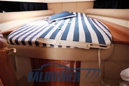 cranchi 37 2004 interni (10)