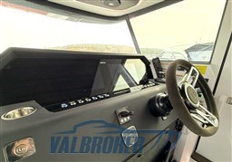 Axopar 37 2020 valbroker (22)