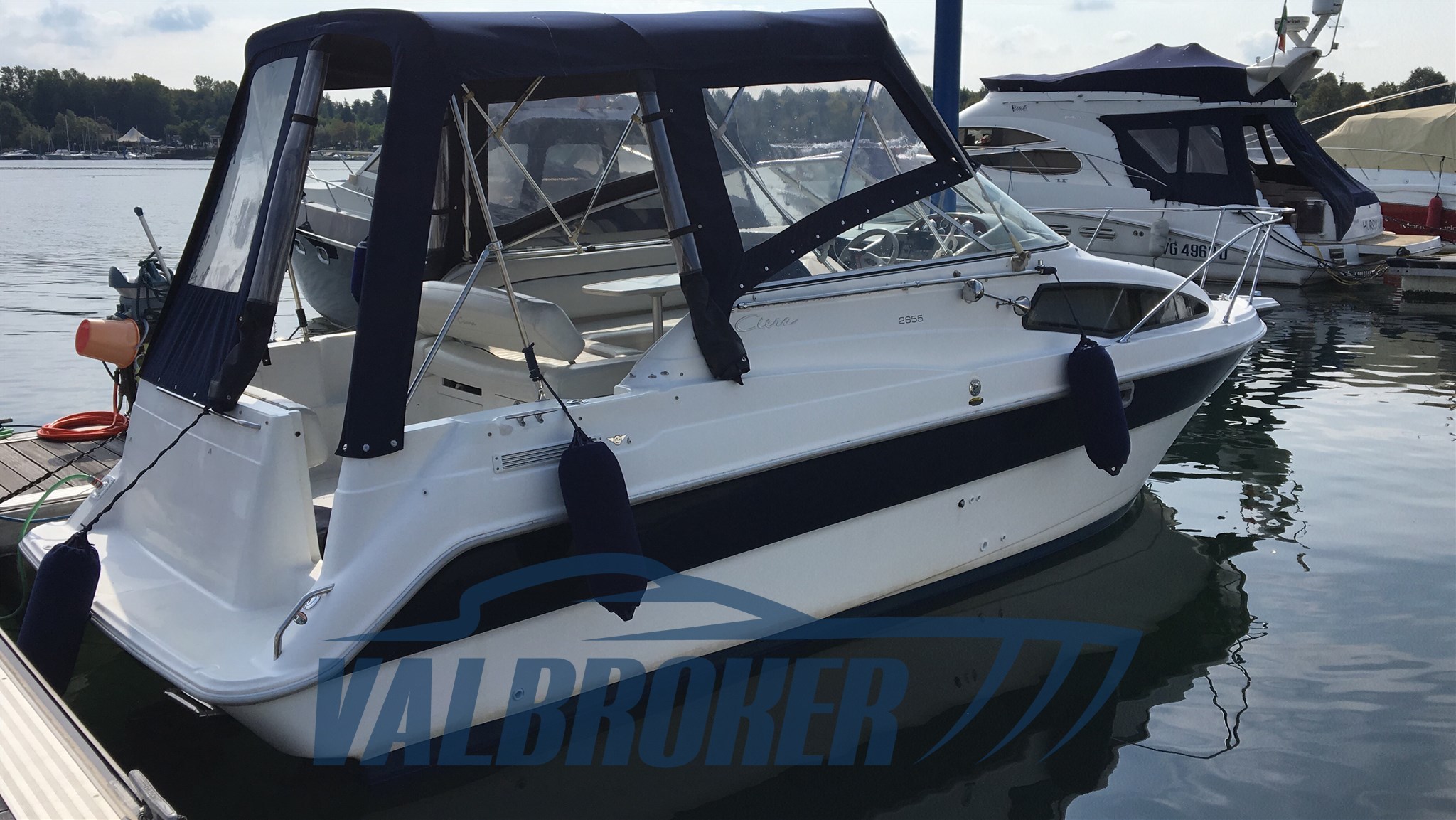 Bayliner 2655 Valbroker (8)