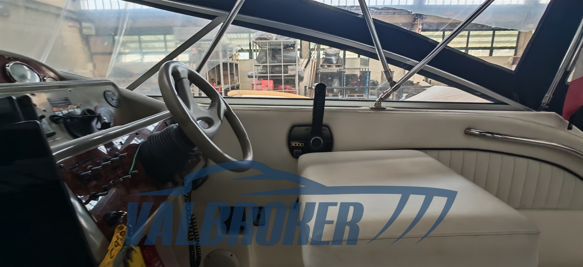 Bayliner 2655 esterni 2026 (12)