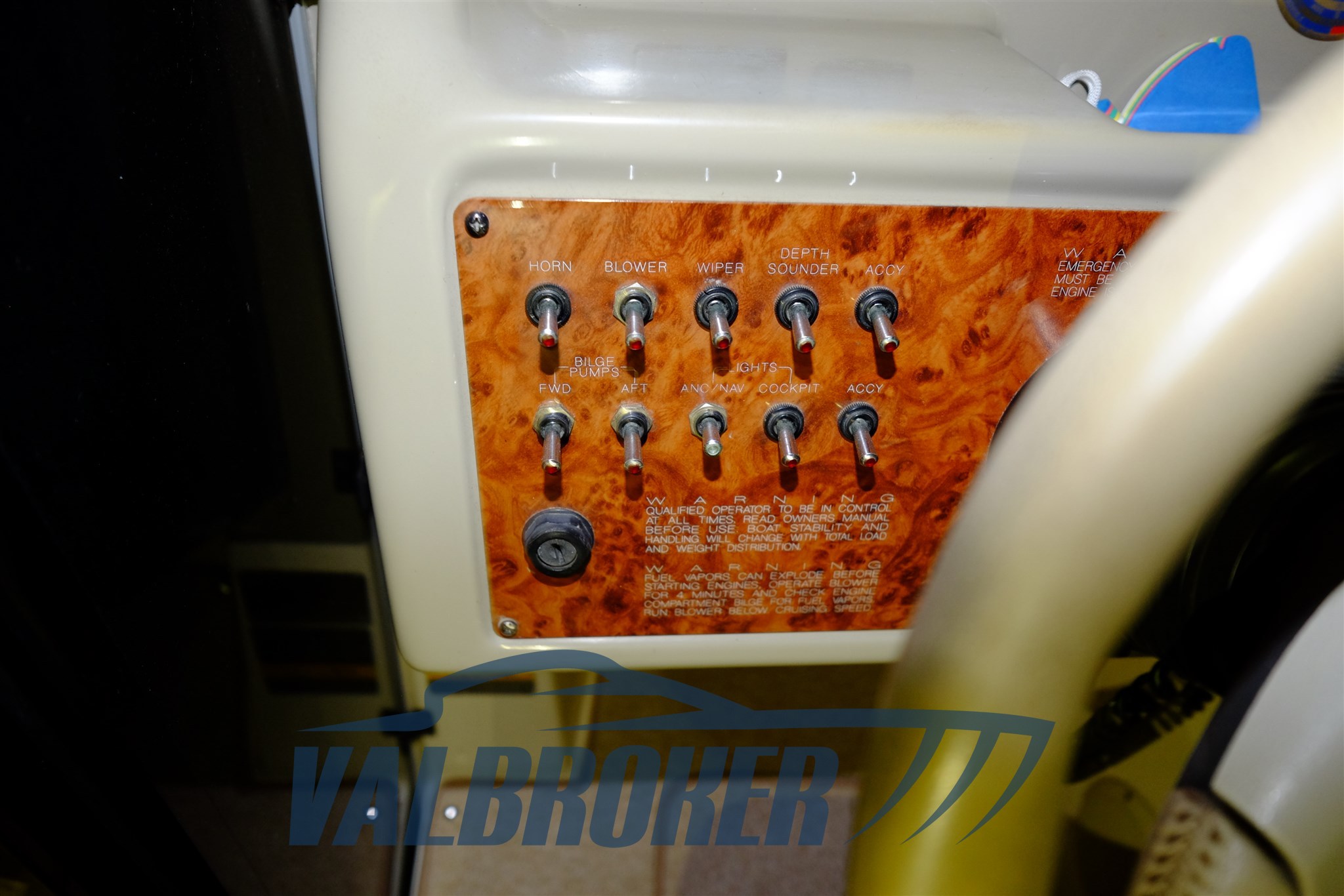 Bayliner 2655 Ciera Valbroker (23)