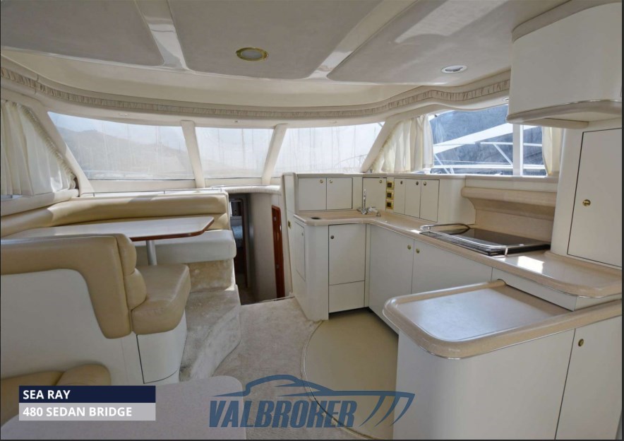 Sea ray 480 nuovi interni (3)