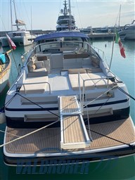 Pershing 40 (3)