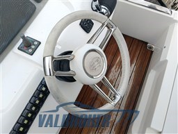 Sessa 42 posto guida