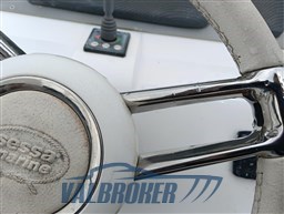 Sessa 42 dettaglio volante