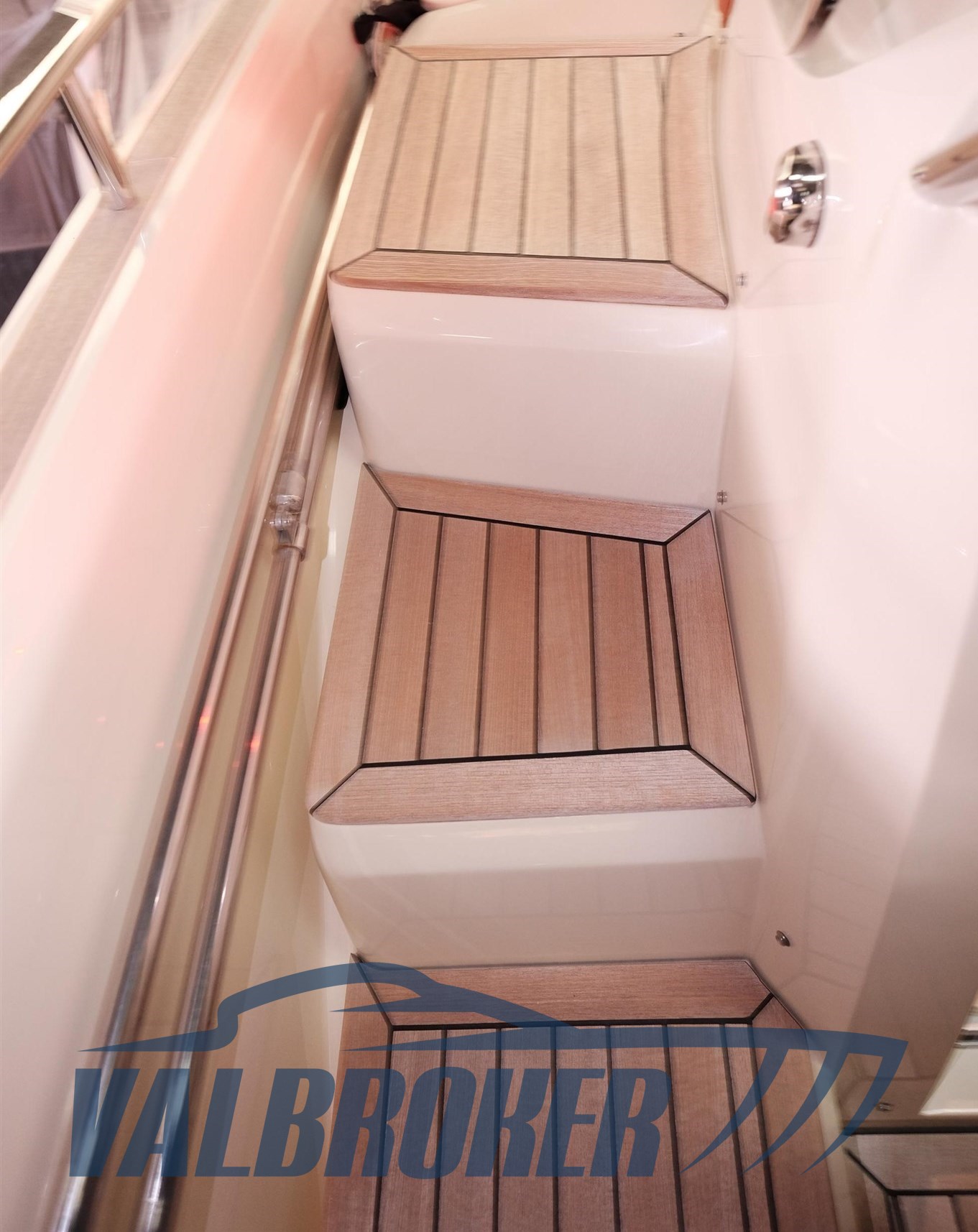 Invictus 280 GT Valbroker (61)