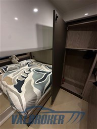 Azimut Atlantis 43 (8)