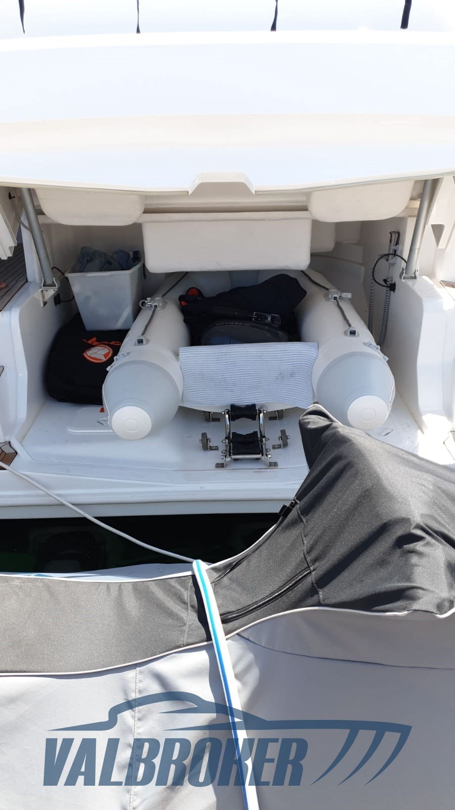 Azimut Atlantis 43 2017 (7)
