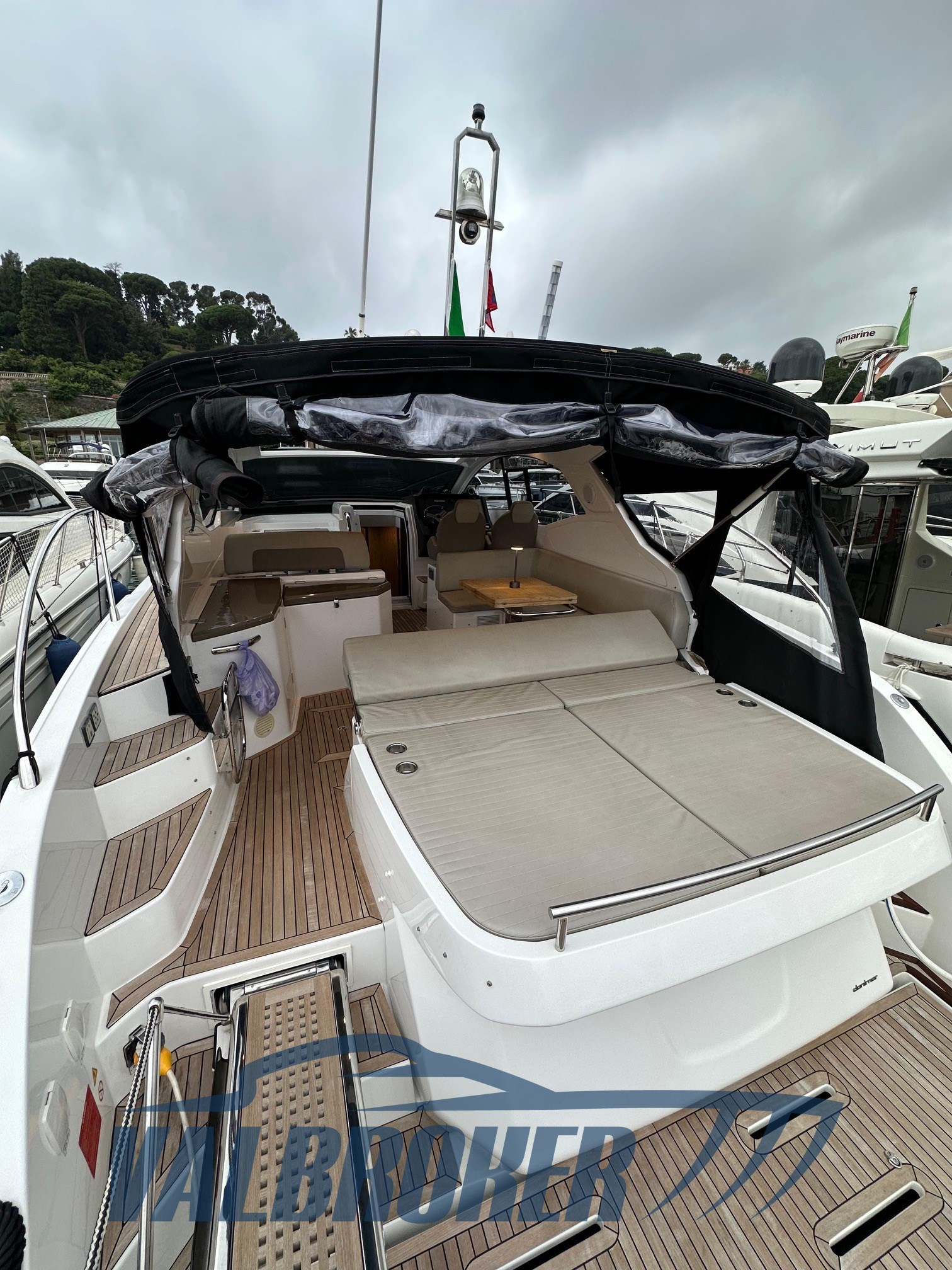 Azimut Atlantis 43 Valbroker (2)