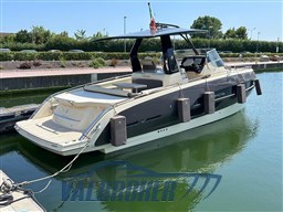 Invictus GT 320 (11)