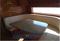 Hatteras 70 2004 (9)