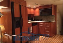 Hatteras 70 2004 (8)