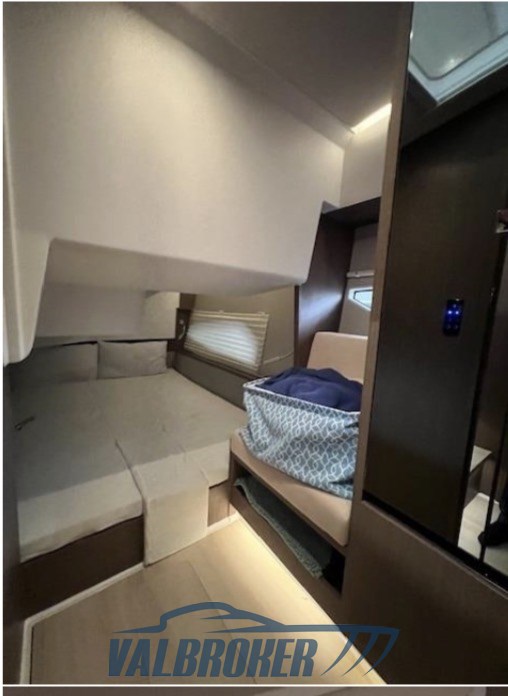 Sealine c 335 foto 2025 (9)