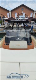 invictus 320 croazia (7)