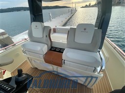 invictus 320 2023  (11)