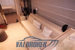 Ferretti 670 (12)