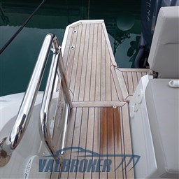 Sealine C335 V Valbroker (85)