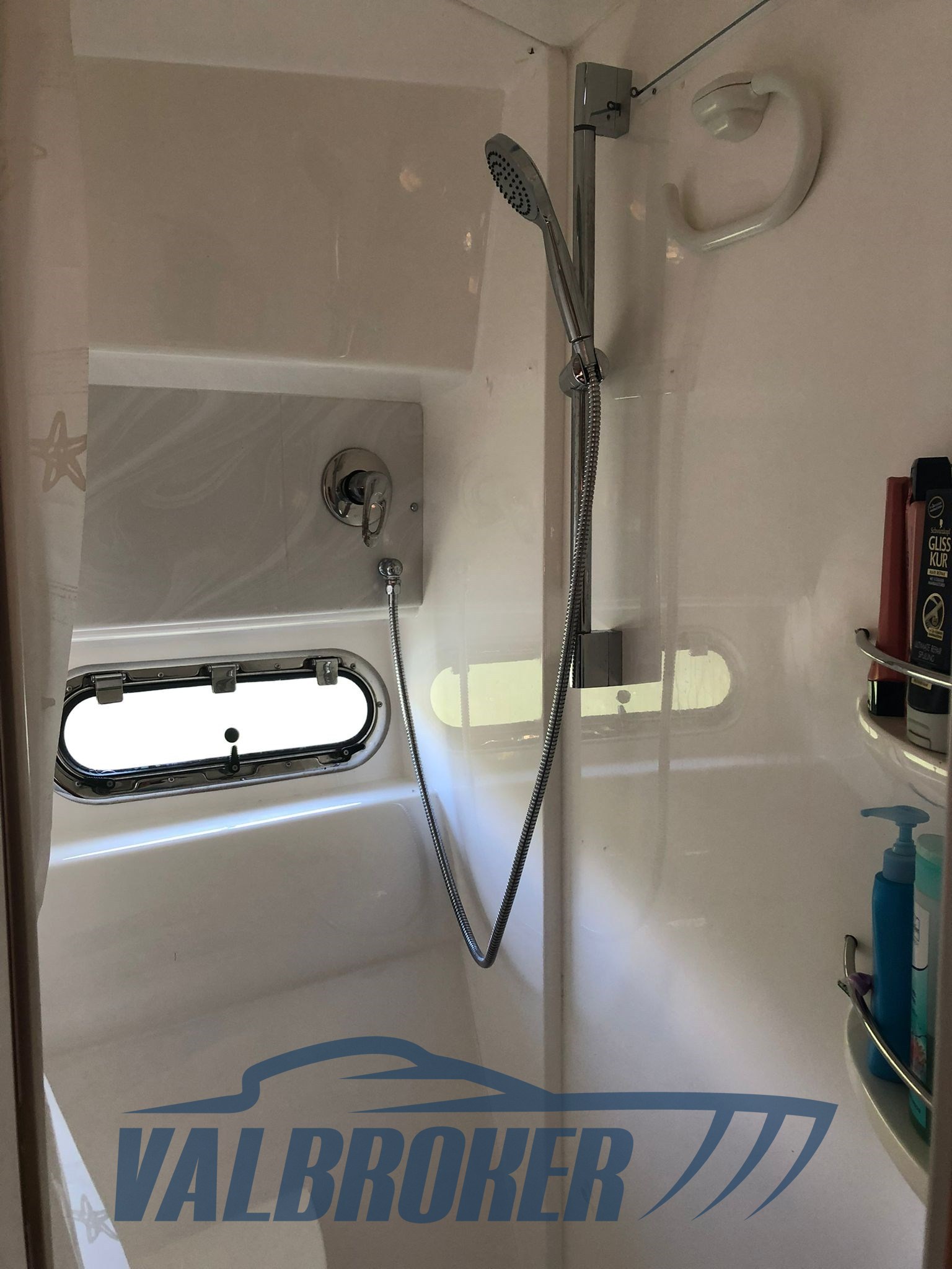 Sealine S 41 model year 2002 (24)