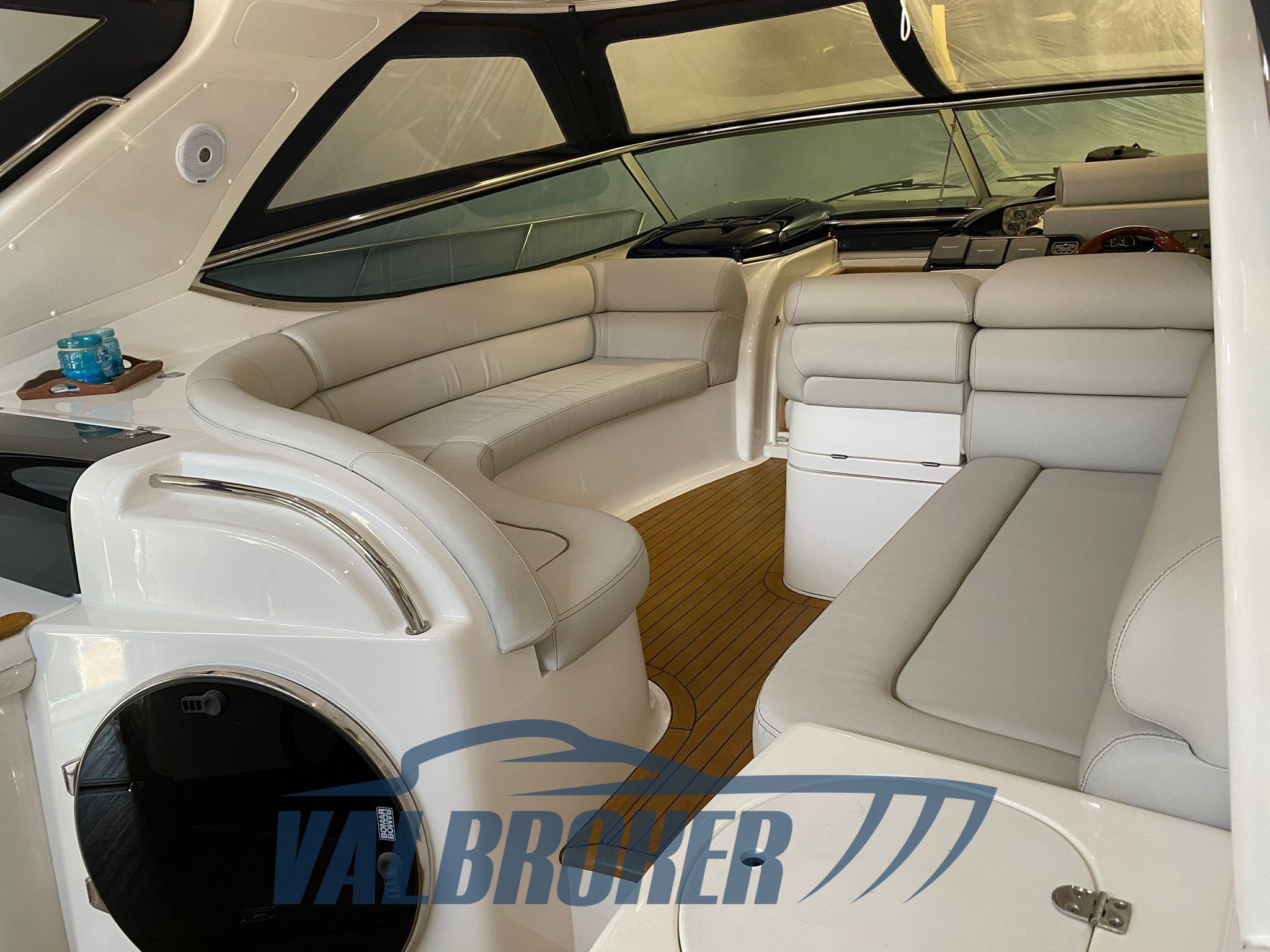Sealine S 41 model year 2002 (12)