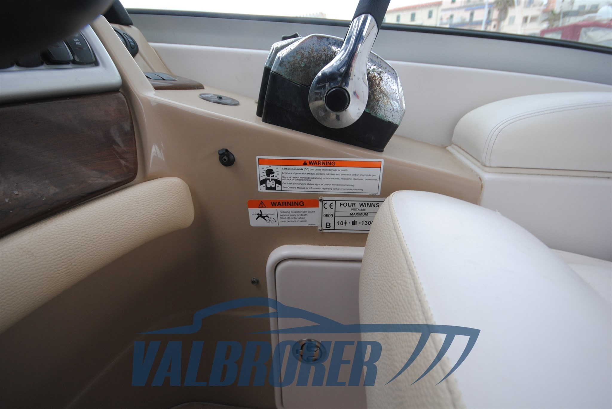 Four winns 288-2008-Valbroker (9)