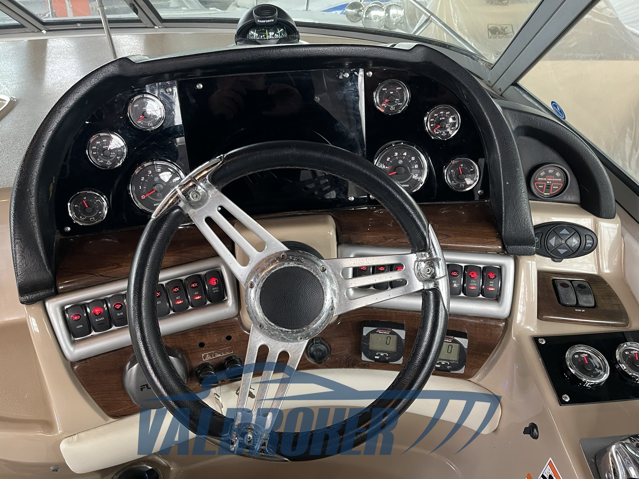 Four Winns 288 foto 2026 (31)