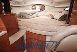 four winns 328 lago maggiore interni (5)