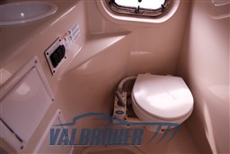 Four winns 248 vista 2006 interni (19)