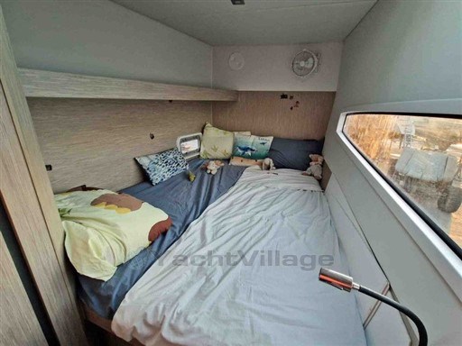 4p9uk3j7x7.jpg