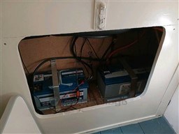 uhvrh6v1d2.jpg