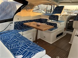 x7kw4d09r8.jpg