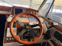 2t8507qkmm.jpg