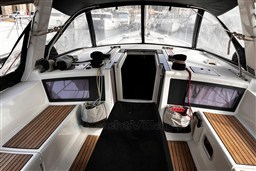 imgi_106_2012-beneteau-oceanis-48-sail-10171730-20260513001753193-1.jpg