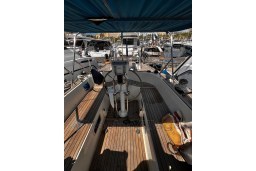 imgi_96_1989-oyster-53-deck-saloon-sail-10187702-20260519022543669-4.jpg