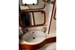 imgi_122_1989-oyster-53-deck-saloon-sail-10187702-20260519022617658-1.jpg