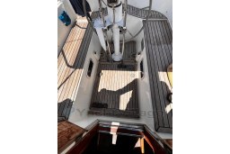 imgi_94_1989-oyster-53-deck-saloon-sail-10187702-20260519022542353-3.jpg