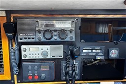 imgi_130_1989-oyster-53-deck-saloon-sail-10187702-20260519022625670-1.jpg