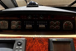 imgi_142_1998-ferretti-53-power-10241791-20260706043556541-3.jpg
