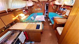 Dufour 40 Performance - 37