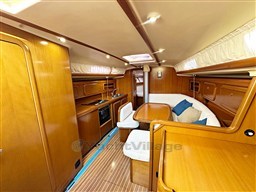 Grand Soleil 40 - INT3