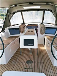 Dufour 390 Grand Large - 9