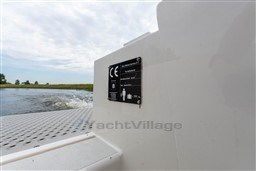 qx0121ks1w.jpg